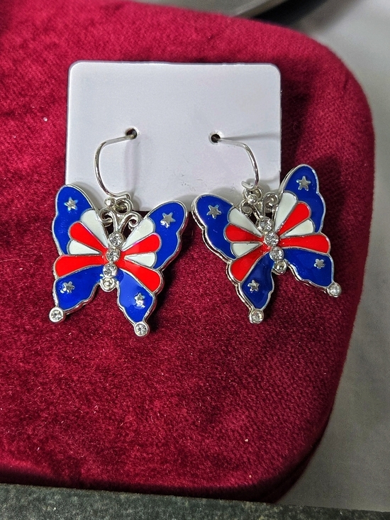earnings Jewelry - Patriotic Butterfly Dangle Earrings - Red, White & Blue